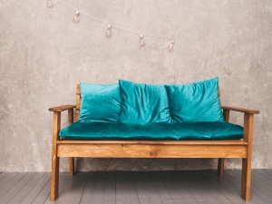 Decor Embracing Bold Color Trends Decor Embracing Bold Color Trends